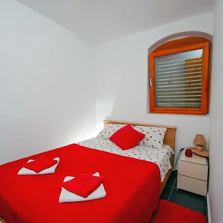 Sunseoce Apartment *